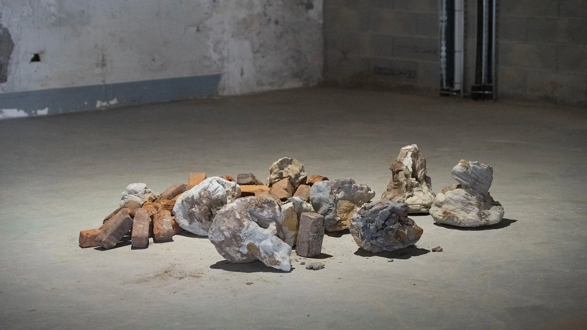 KARSHERSIS 2, performance de Halveig Villand, artiste pluridisciplinaire